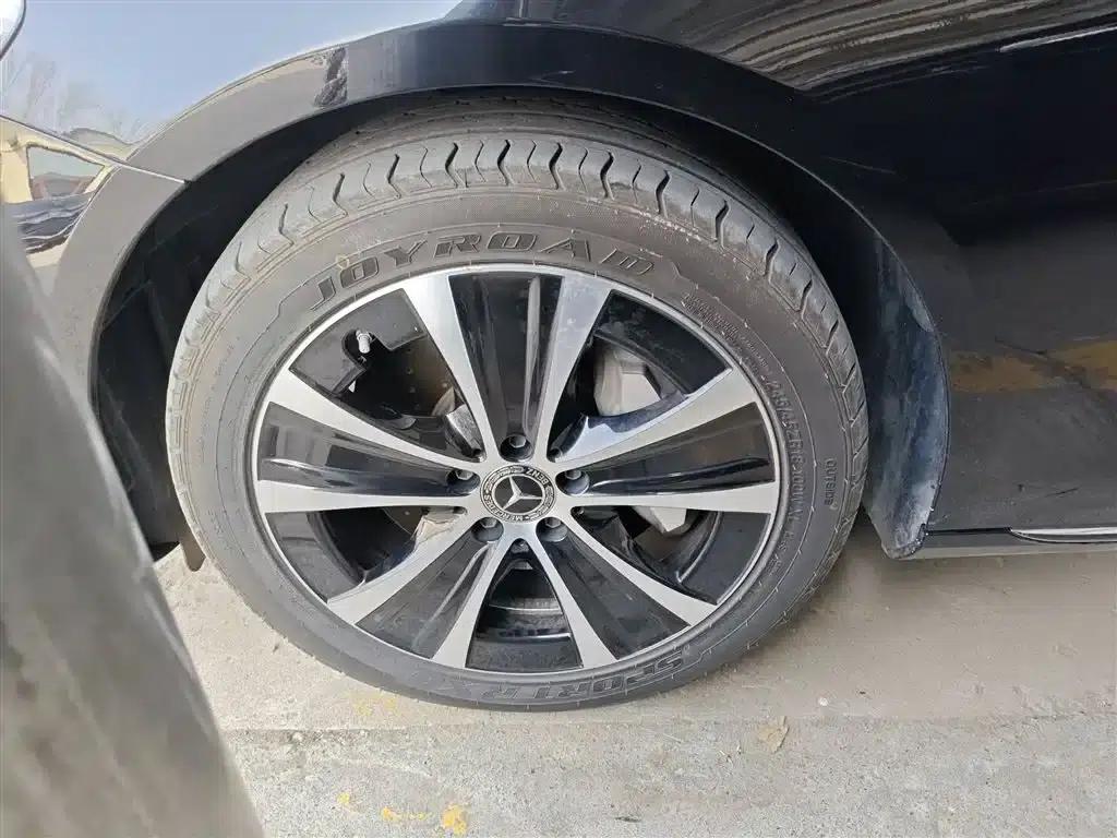 Mercedes-Benz E-Class PHEV 2022 Facelift E 350 e L Plug-in Hybrid Sedan — миниатюра 23