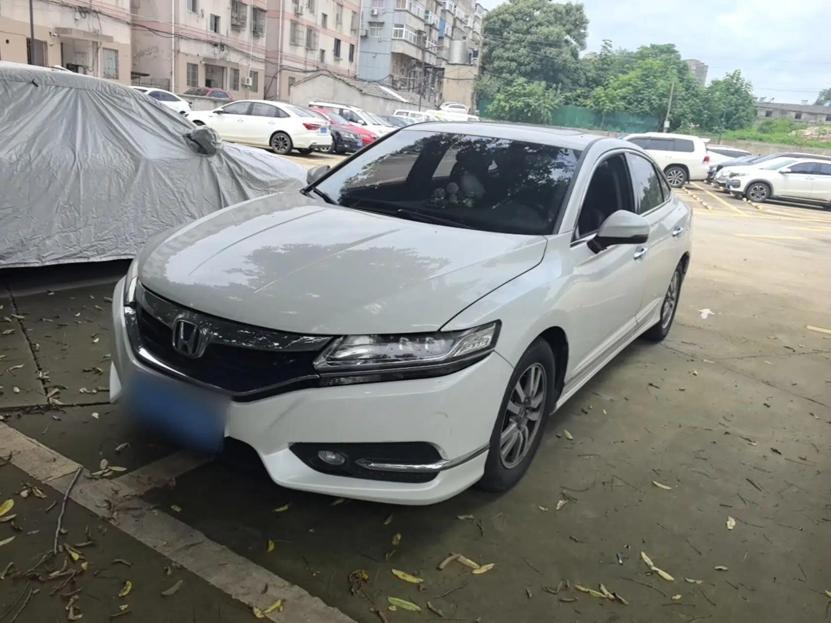 Honda Spirior 2017 2.0L Comfort Edition — миниатюра 1
