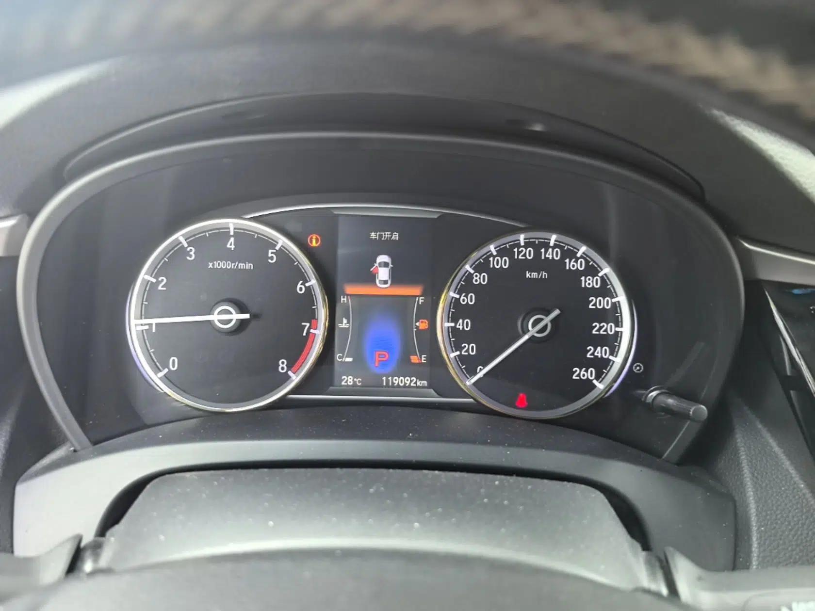 Honda Spirior 2017 2.0L Comfort Edition — миниатюра 14