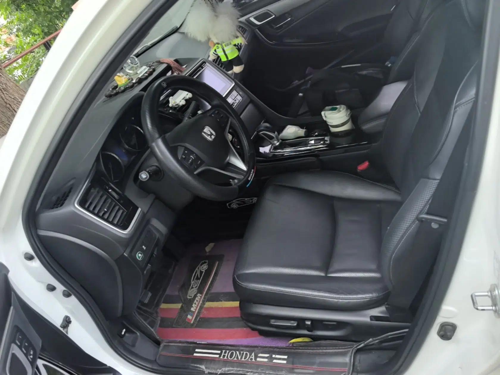 Honda Spirior 2017 2.0L Comfort Edition — миниатюра 17
