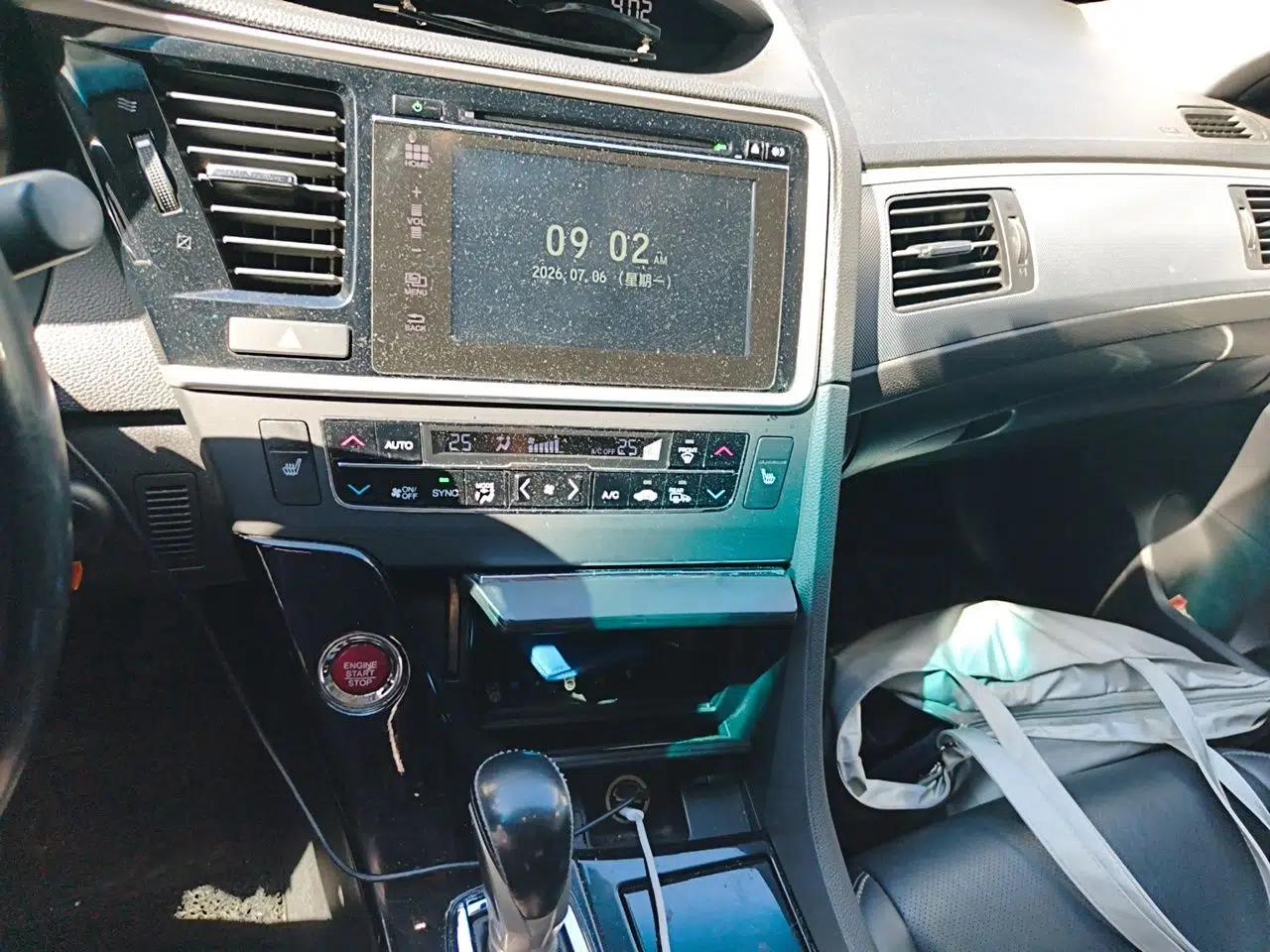 Honda Spirior 2015 2.4L Prestige Edition — миниатюра 13