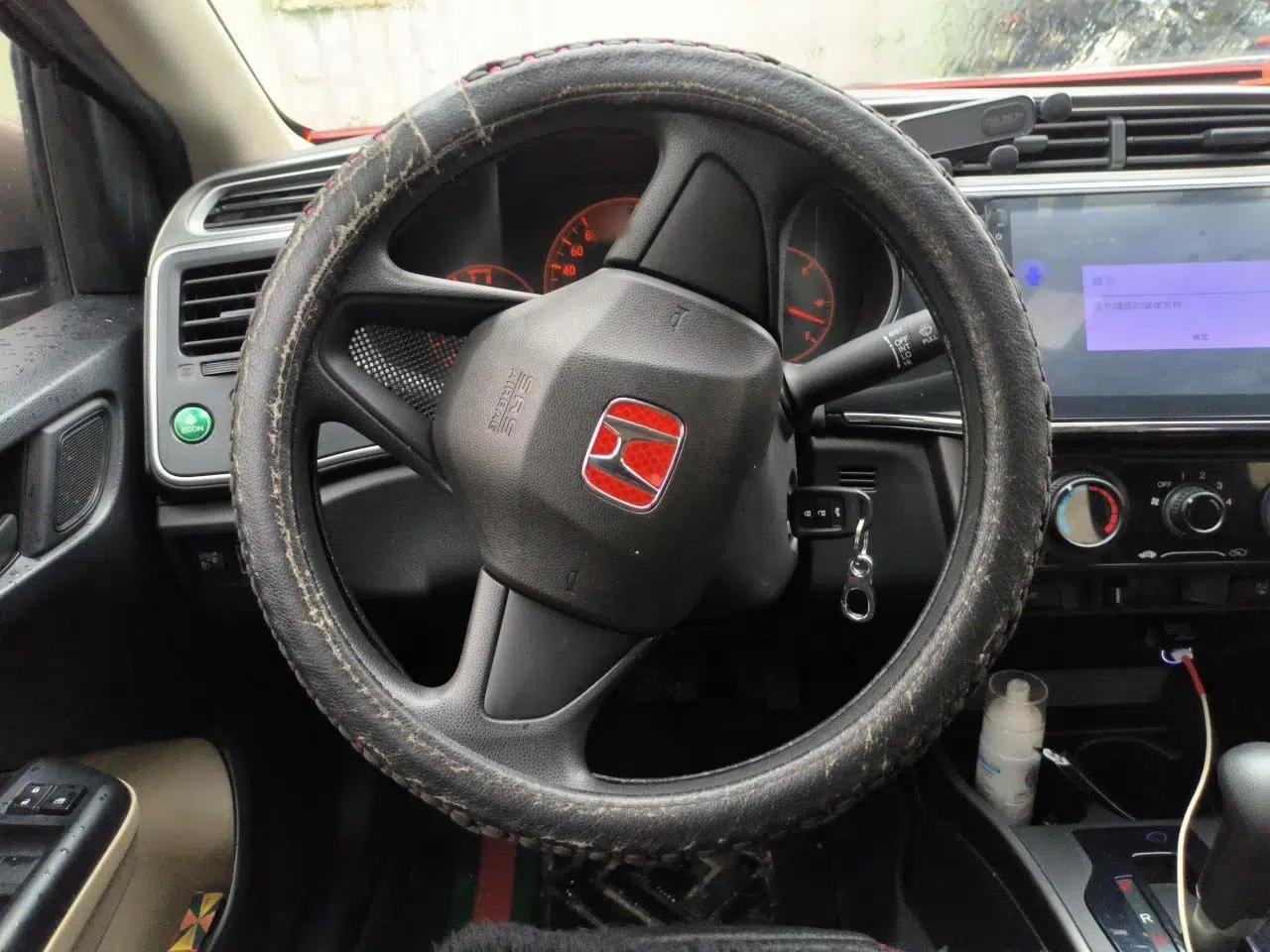 Honda Greiz 2016 1.5L CVT Classic Edition — миниатюра 10
