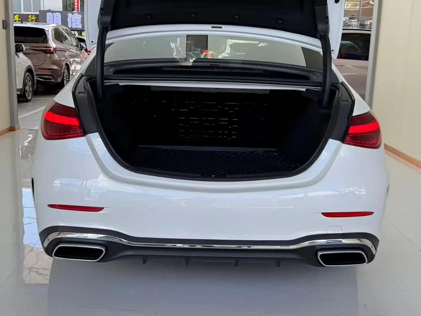 Mercedes-Benz C-Class 2023 Facelift C 200 L Sport Edition — миниатюра 11