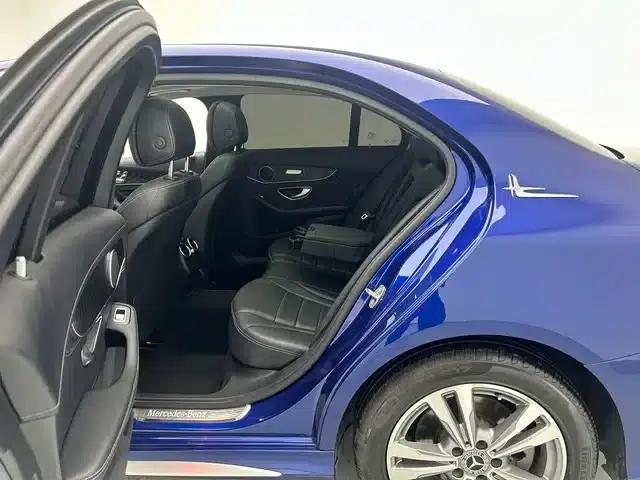 2018 Mercedes-Benz C-Class C 200 L Sport Edition — миниатюра 16