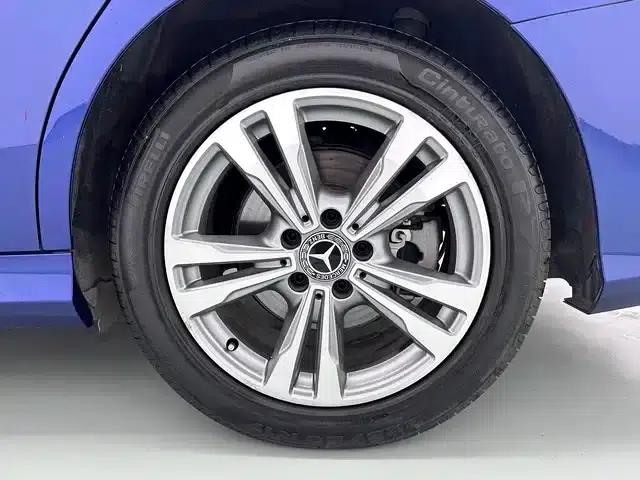 2018 Mercedes-Benz C-Class C 200 L Sport Edition — миниатюра 17