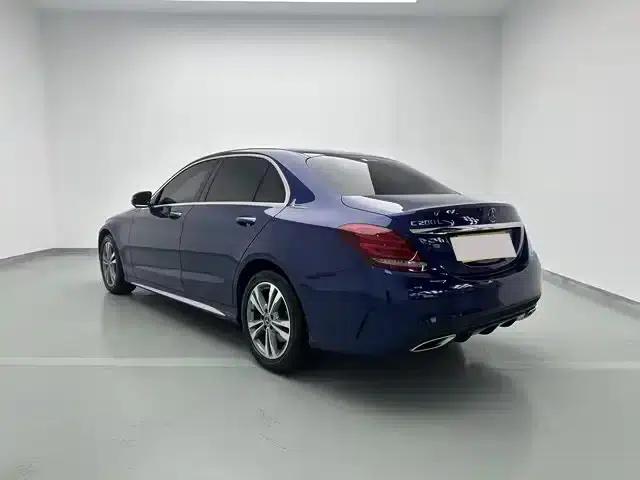 2018 Mercedes-Benz C-Class C 200 L Sport Edition — миниатюра 3