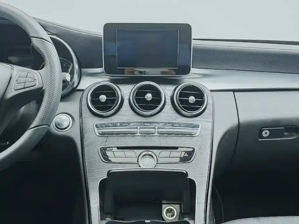 2017 Mercedes-Benz C-Class Facelift C 180 L Fashion Sport Edition — миниатюра 12