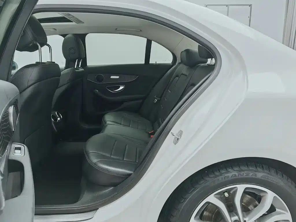 2017 Mercedes-Benz C-Class Facelift C 180 L Fashion Sport Edition — миниатюра 15