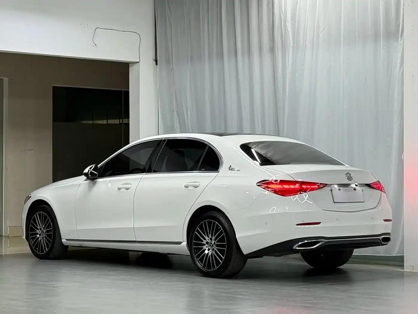 Mercedes-Benz C-Class 2022 Facelift C 260 L — миниатюра 2