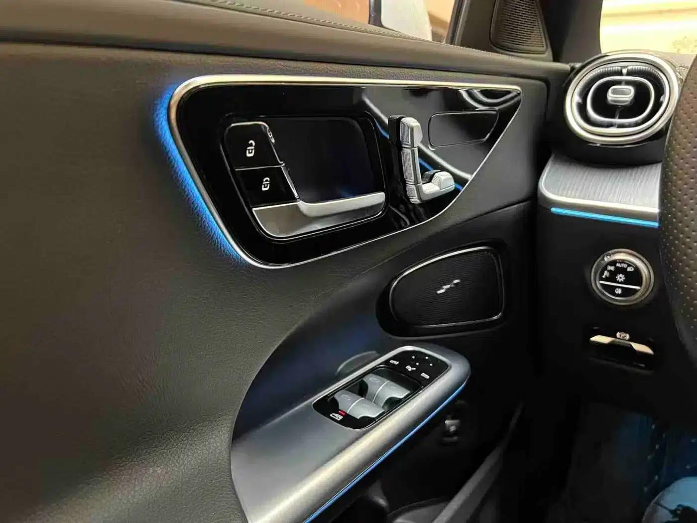 2023 Mercedes-Benz C-Class C 260 L Sport Edition — миниатюра 13