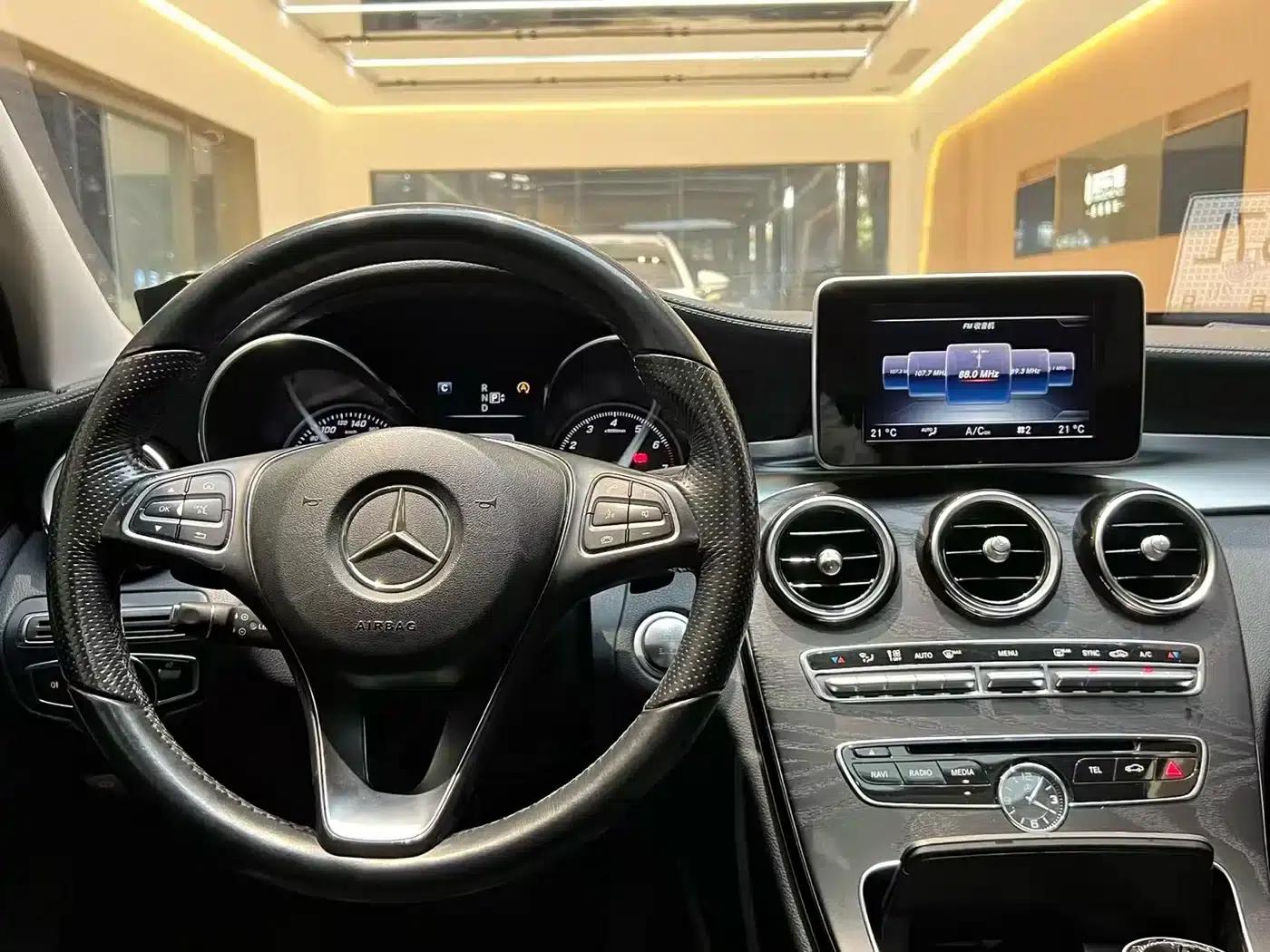 2015 Mercedes-Benz C-Class C 200 L 4MATIC — миниатюра 12