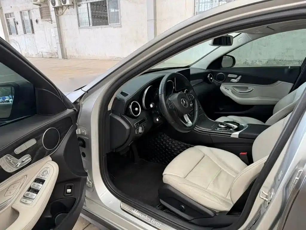 2015 Mercedes-Benz C-Class C 260 L Sport — миниатюра 4