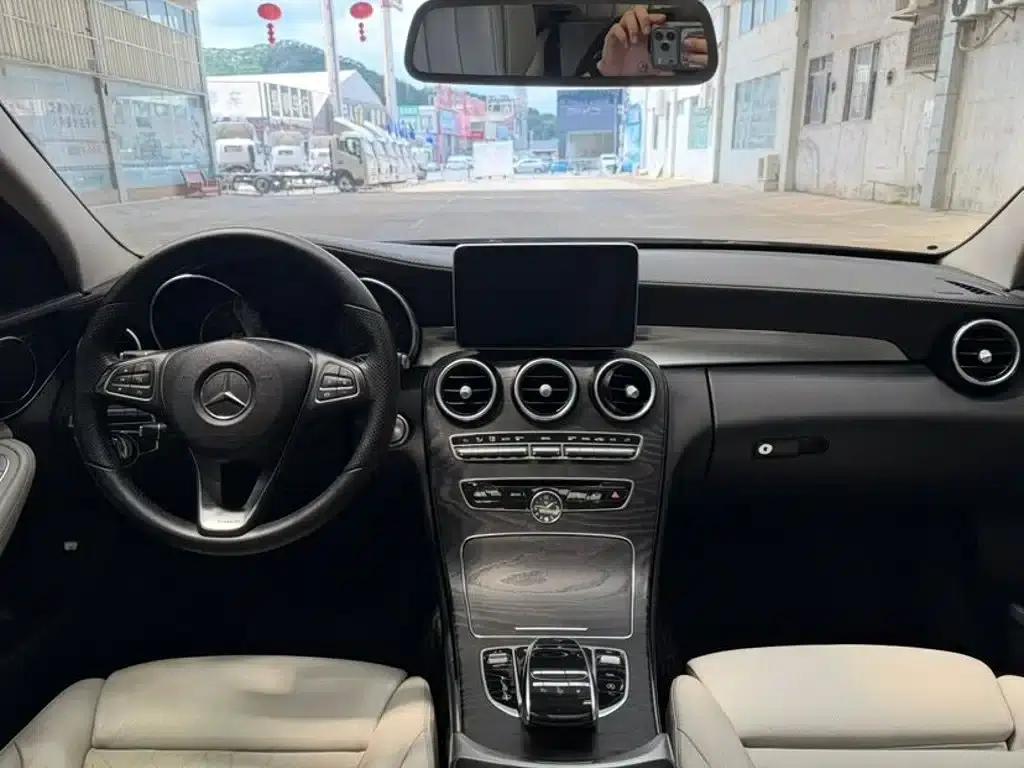 2015 Mercedes-Benz C-Class C 260 L Sport — миниатюра 6