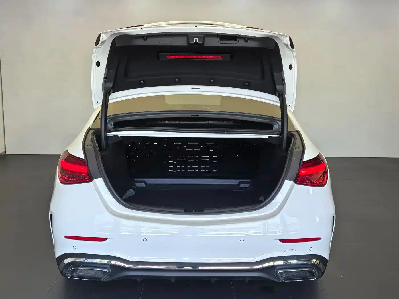 Mercedes-Benz C-Class 2024 Facelift C 260 L Sport Edition — миниатюра 6