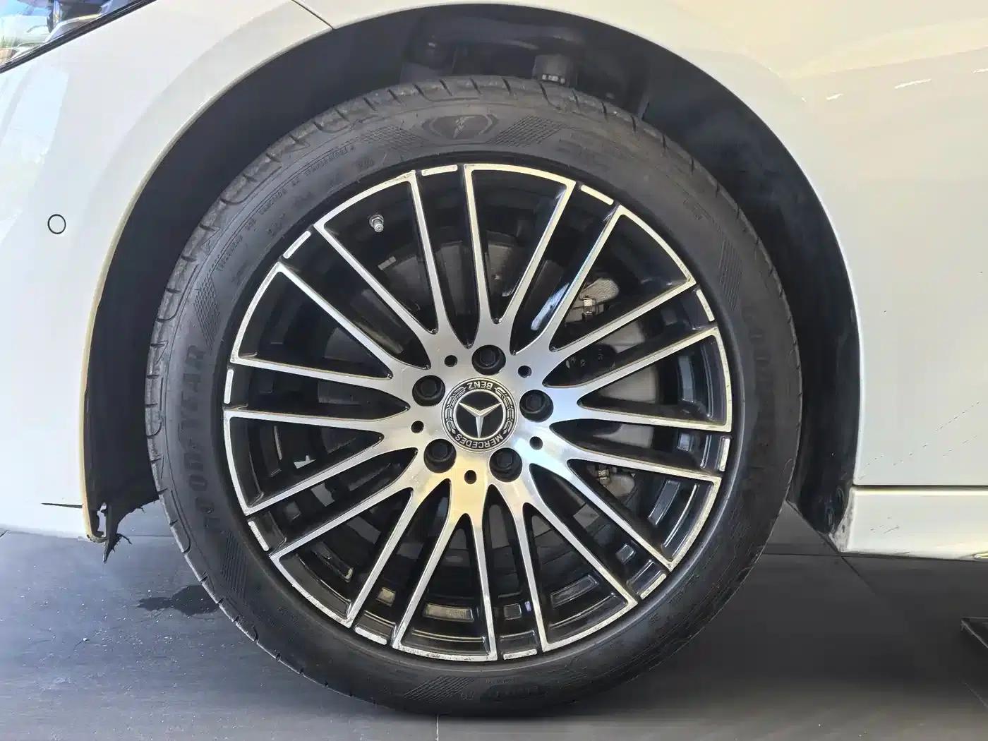 Mercedes-Benz C-Class 2024 Facelift C 260 L Sport Edition — миниатюра 9