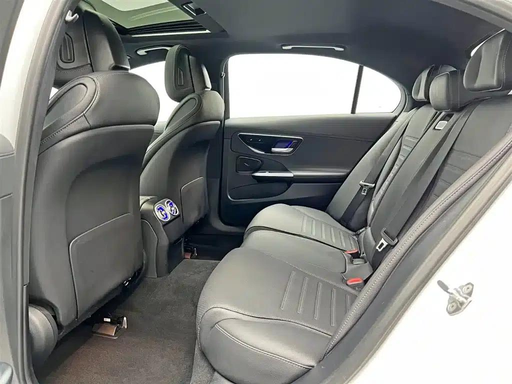 Mercedes-Benz C-Class 2023 Facelift C 200 L Sport Edition — миниатюра 16