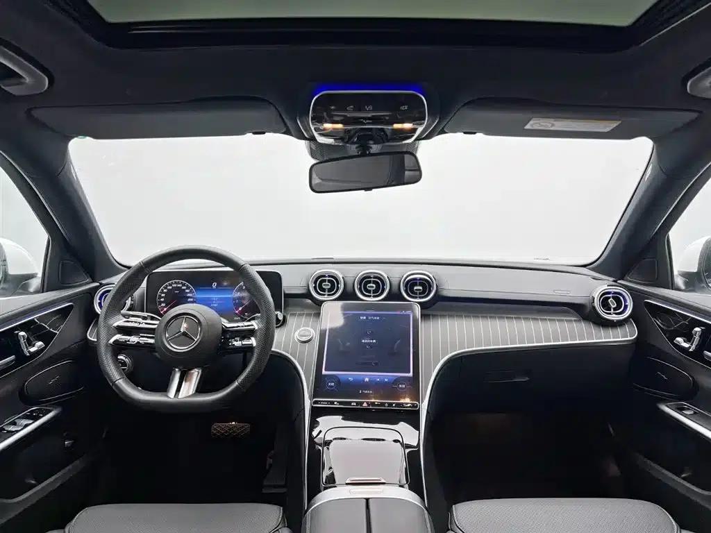 Mercedes-Benz C-Class 2023 Facelift C 200 L Sport Edition — миниатюра 23