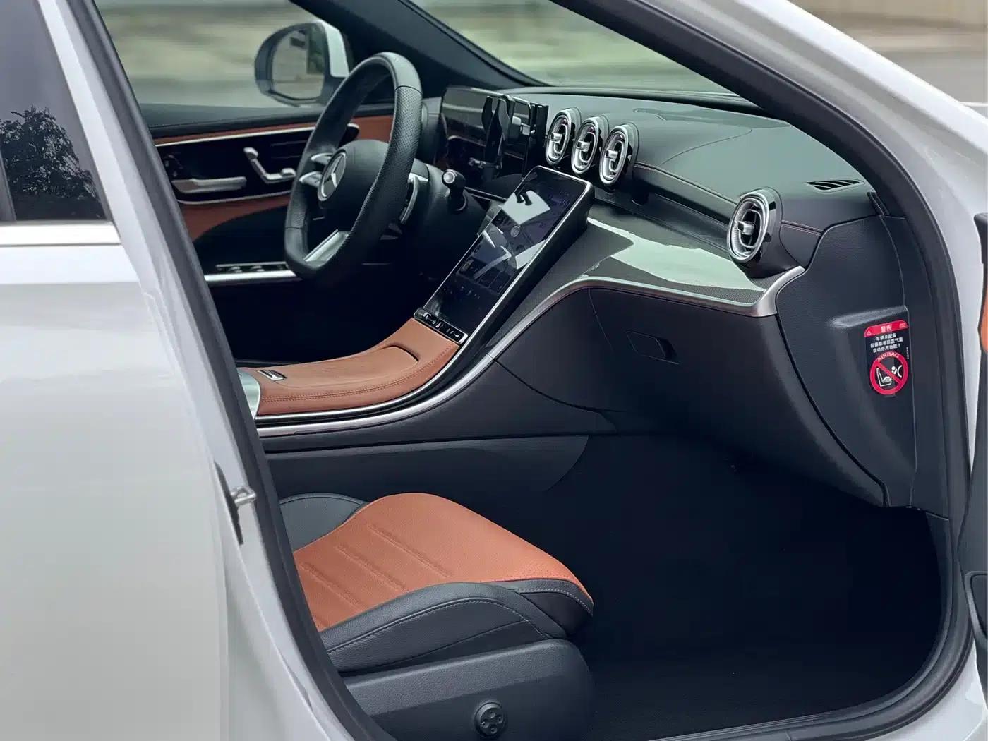 Mercedes-Benz C-Class 2024 Facelift C 260 L Sport Edition — миниатюра 16