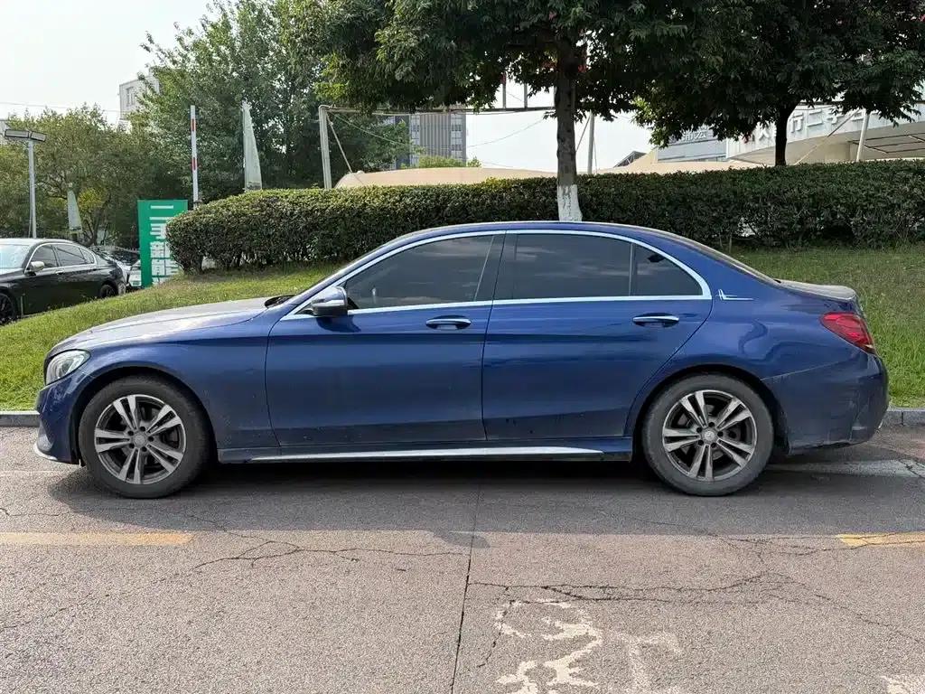 2016 Mercedes-Benz C-Class C 200 L Sport — миниатюра 3