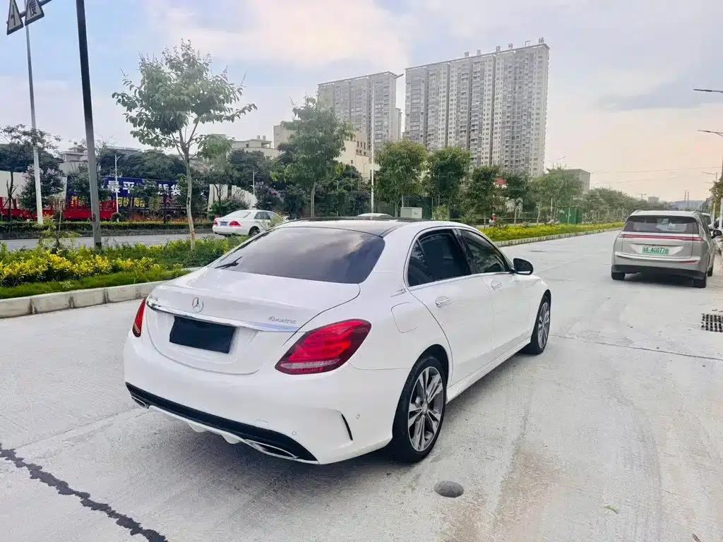 2016 Mercedes-Benz C-Class C 200 L 4MATIC — миниатюра 11