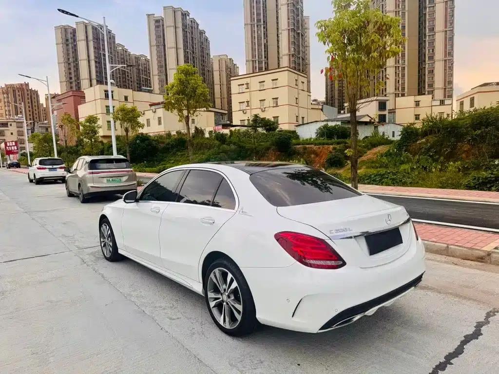 2016 Mercedes-Benz C-Class C 200 L 4MATIC — миниатюра 10