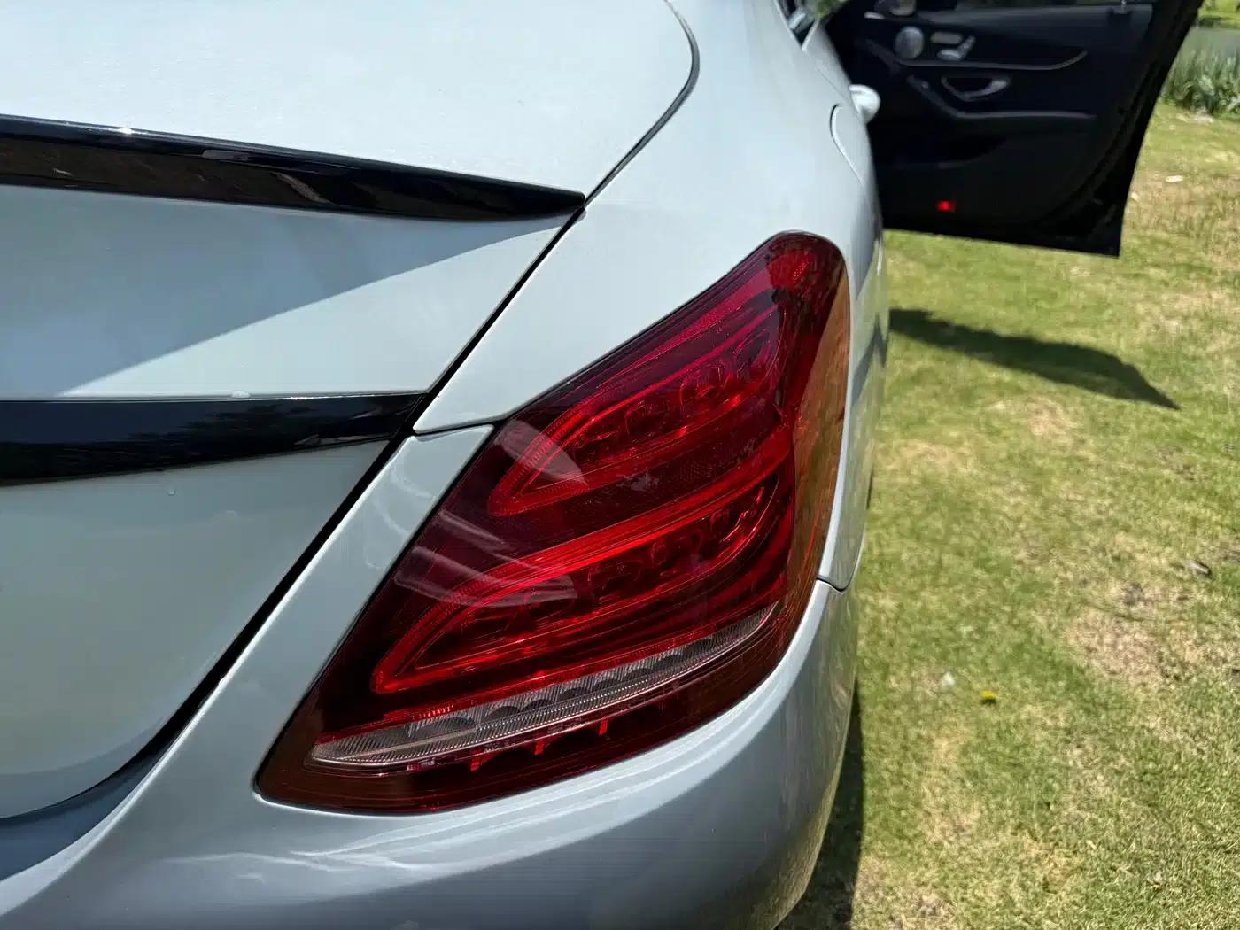 2015 Mercedes-Benz C-Class C 300 L Sport — миниатюра 16