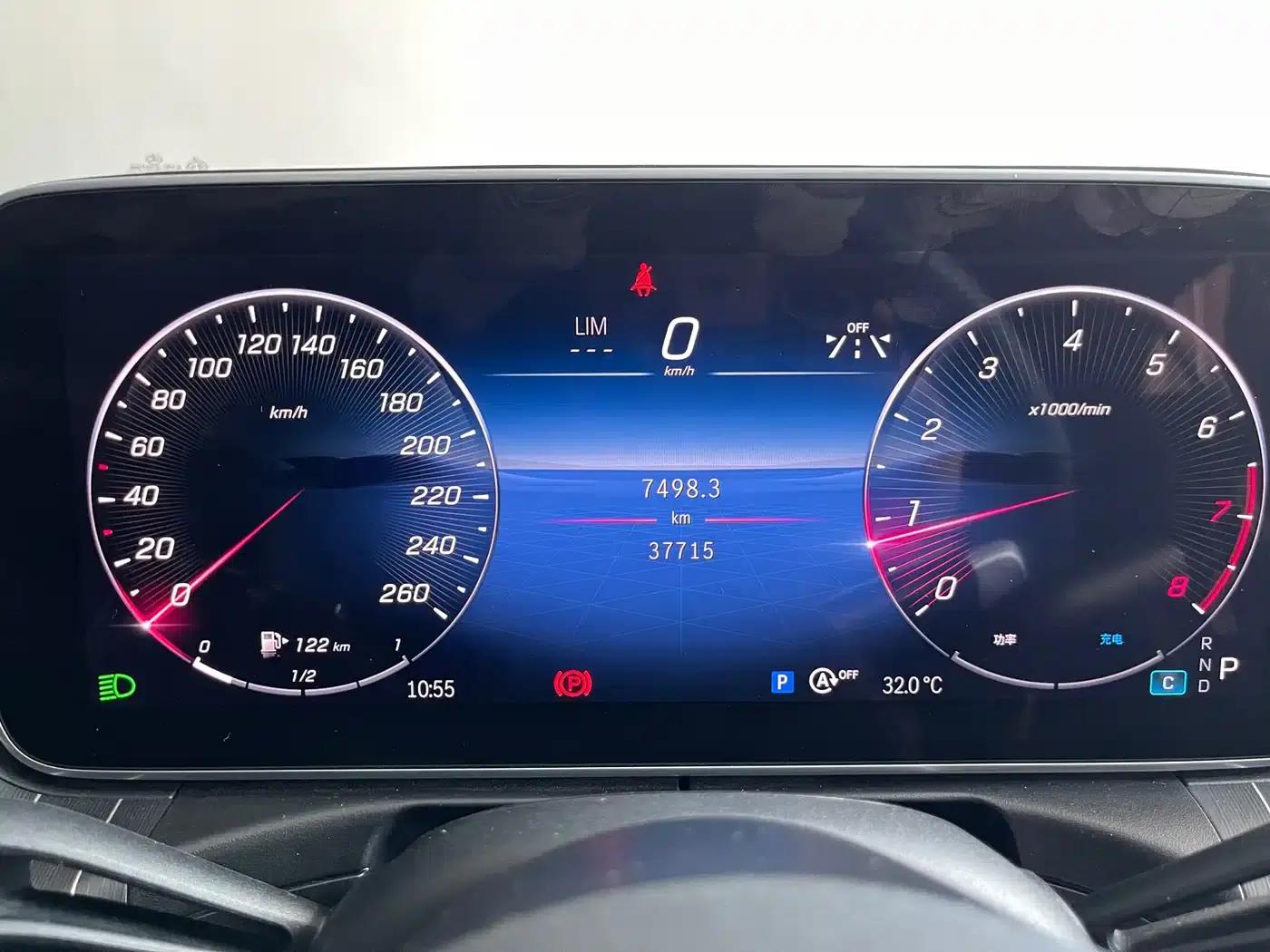 Mercedes-Benz C-Class 2024 Facelift C 260 L Sport Edition — миниатюра 13
