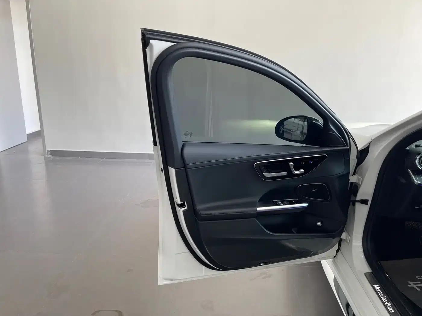 Mercedes-Benz C-Class 2024 Facelift C 260 L Sport Edition — миниатюра 10