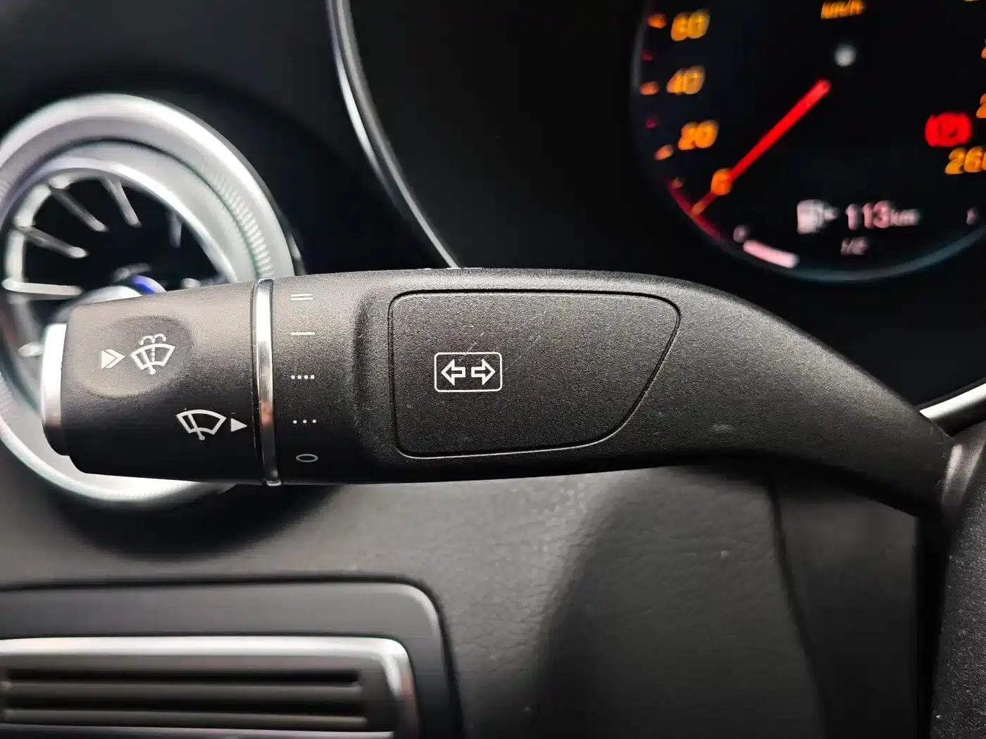 Mercedes-Benz C-Class 2020 C 200 L Fashion Sport Edition — миниатюра 16