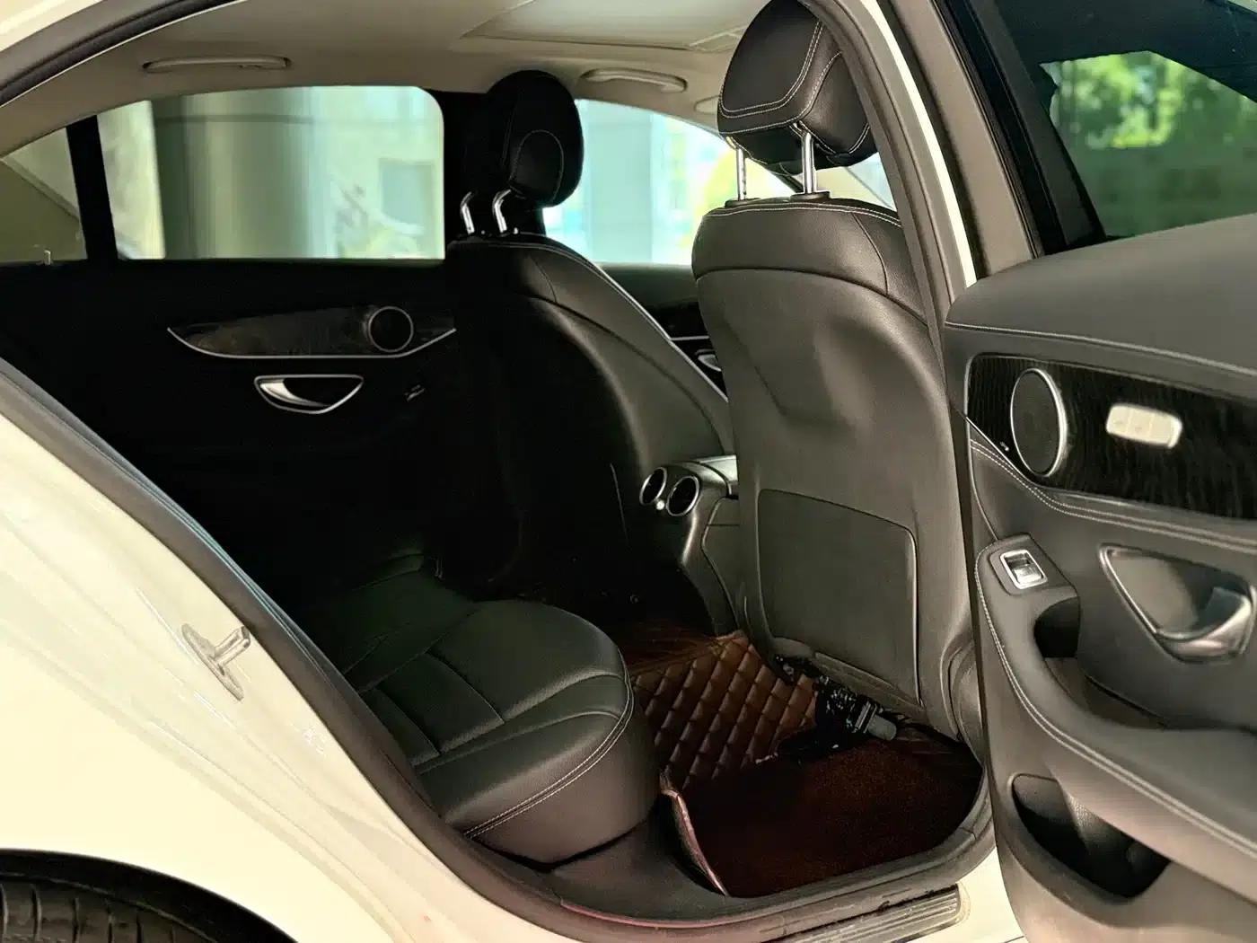 2017 Mercedes-Benz C-Class Facelift C 180 L Fashion Sport Edition — миниатюра 11