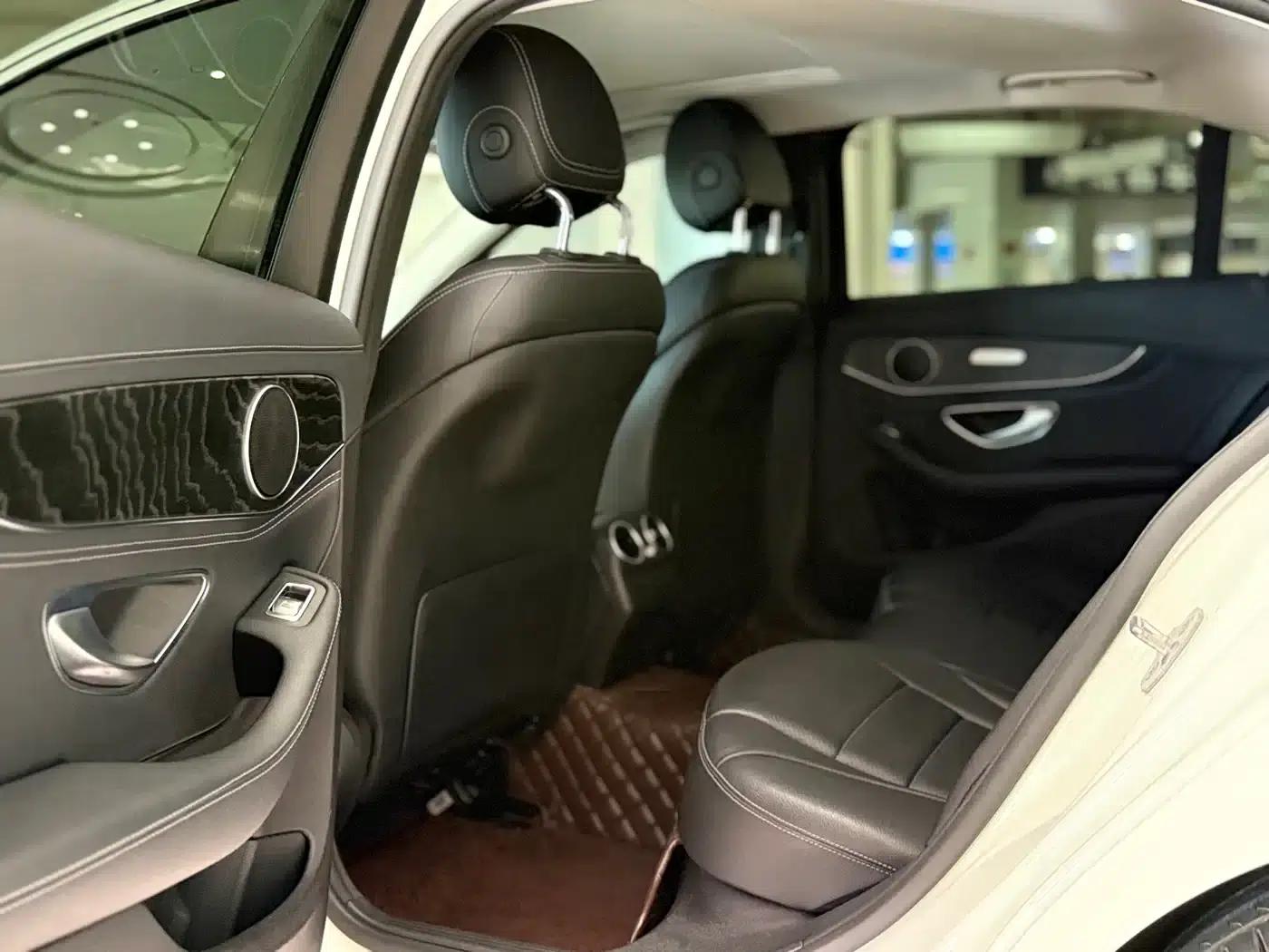 2017 Mercedes-Benz C-Class Facelift C 180 L Fashion Sport Edition — миниатюра 9