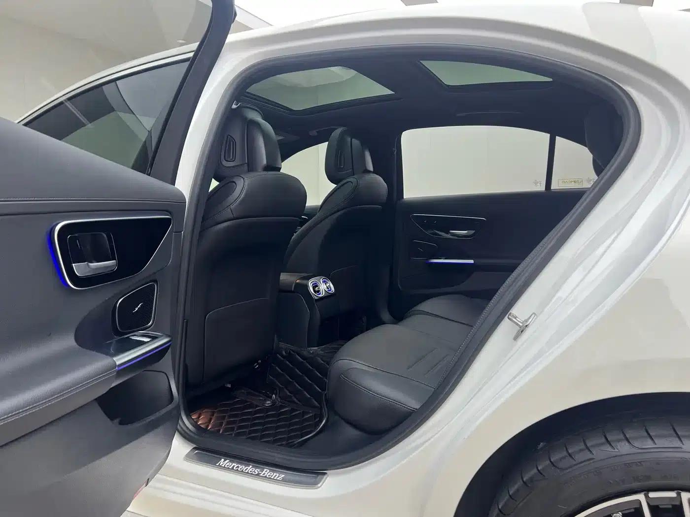 2023 Mercedes-Benz C-Class C 260 L Sport Edition — миниатюра 11