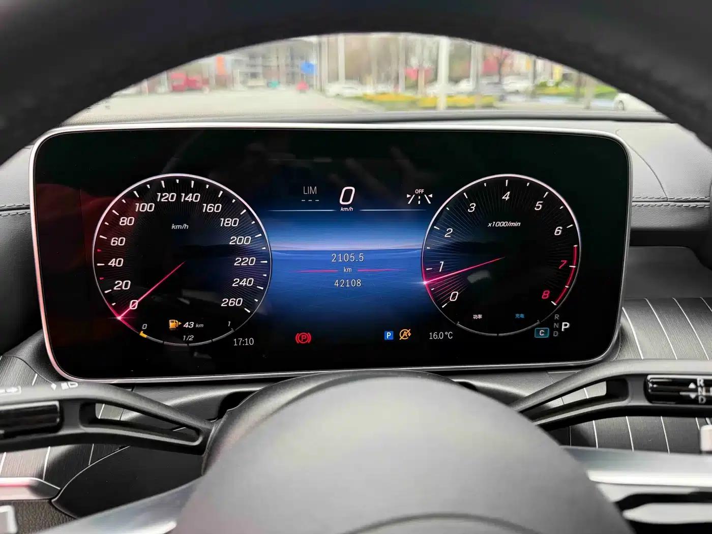 2023 Mercedes-Benz C-Class C 200 L Sport Edition — миниатюра 6