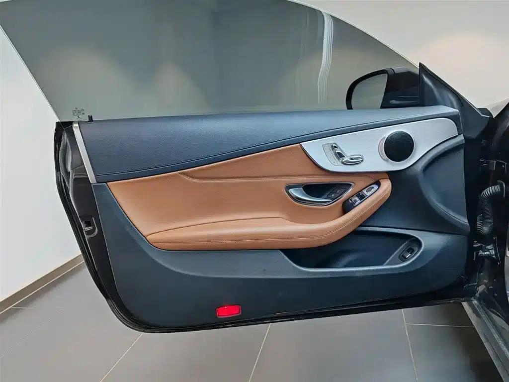 Imported Mercedes-Benz C-Class 2019 C 260 Coupe — миниатюра 16