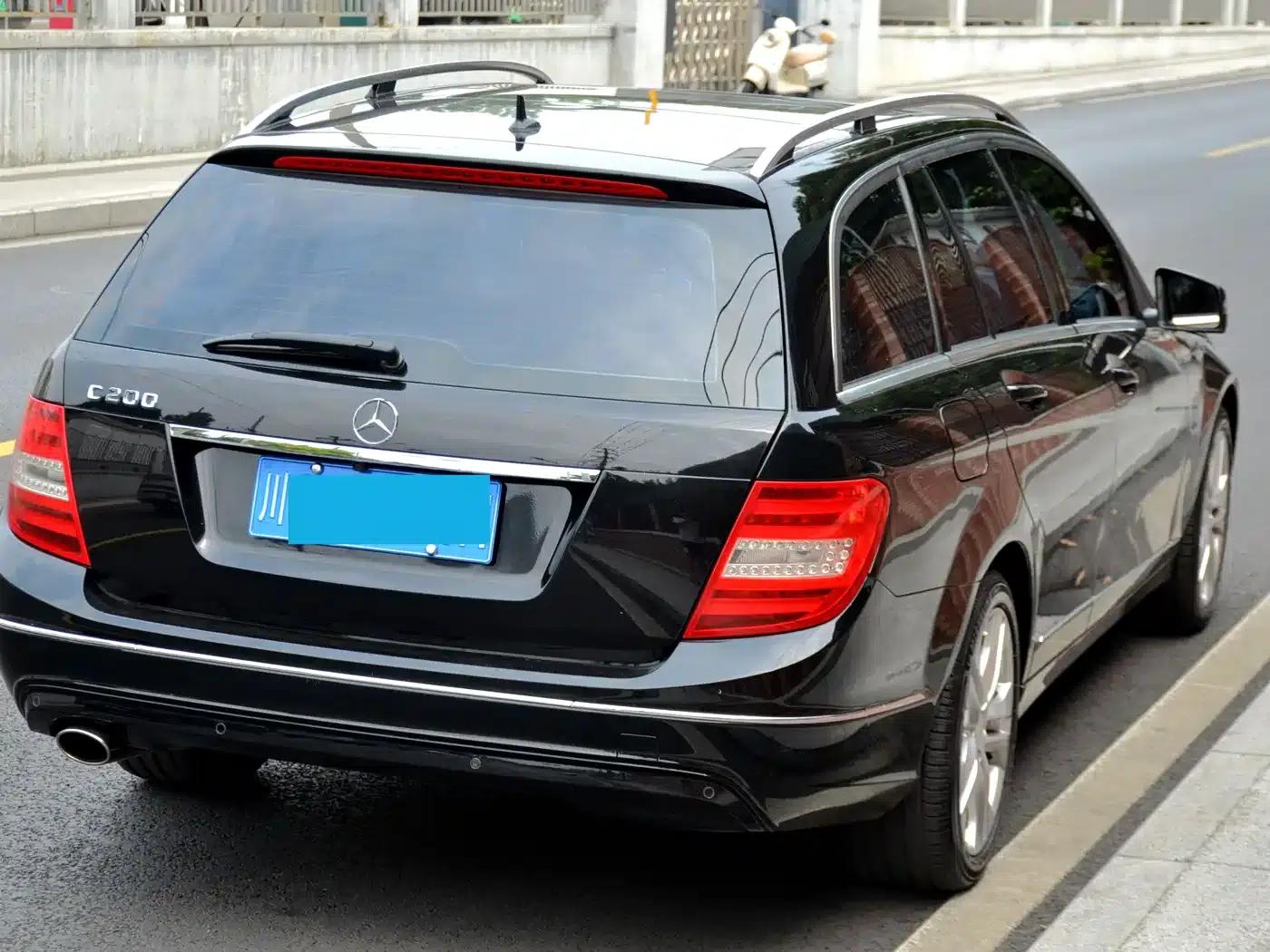 Imported Mercedes-Benz C-Class 2011 C 200 Fashion Touring Edition — миниатюра 6