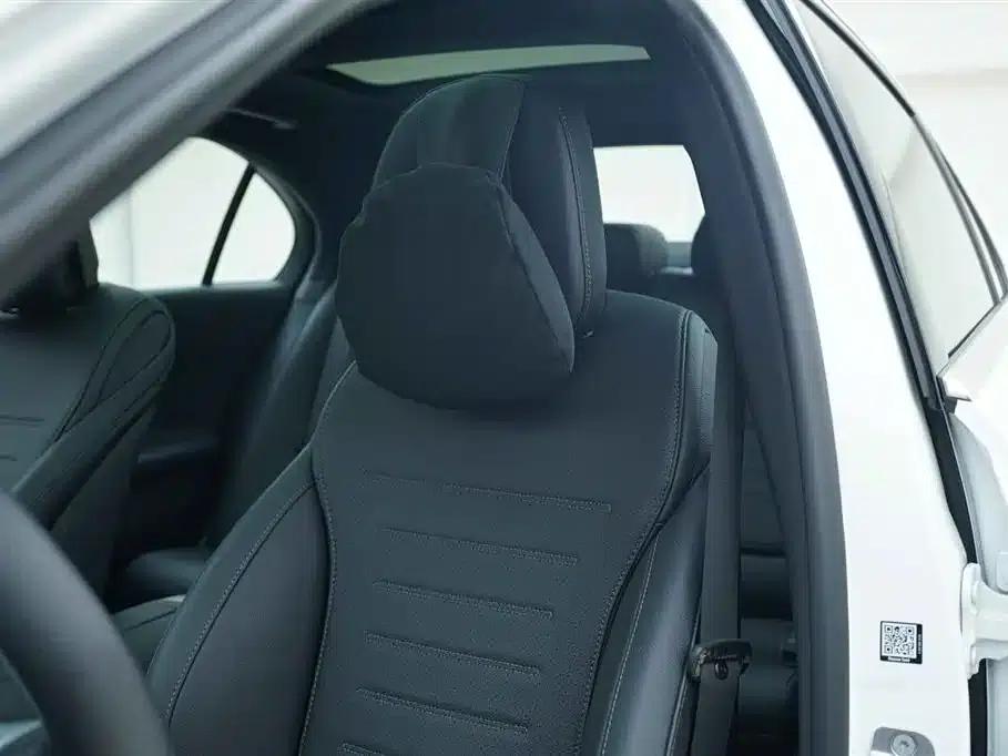 Mercedes-Benz C-Class PHEV 2025 C 350 eL — миниатюра 12