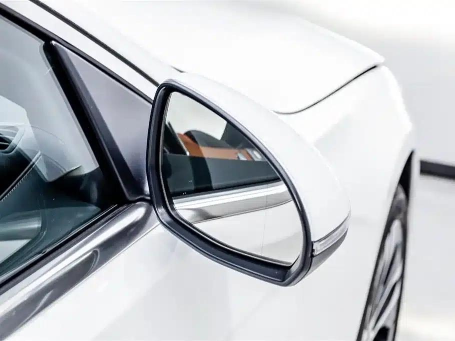 Mercedes-Benz C-Class PHEV 2024 Facelift C 350 eL — миниатюра 22