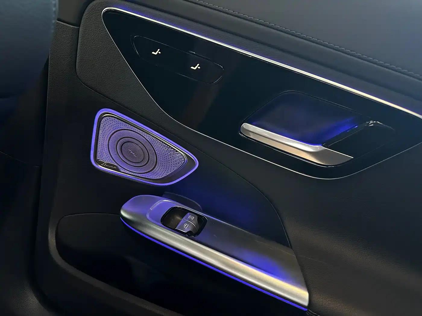 Mercedes-Benz C-Class PHEV 2024 Facelift C 350 eL — миниатюра 21