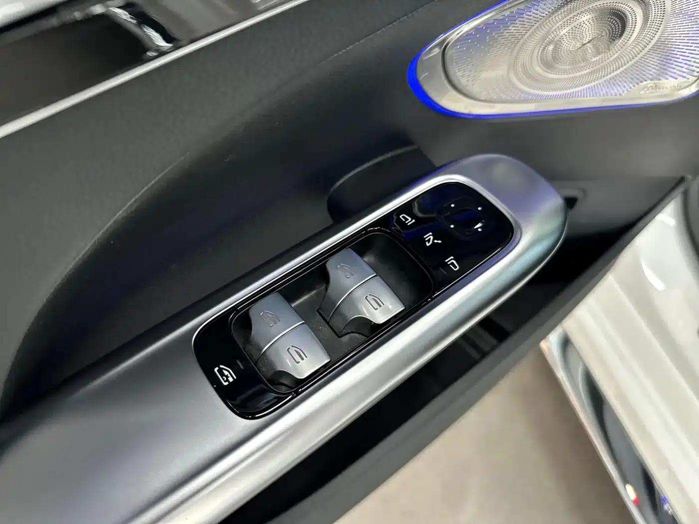 Mercedes-Benz C-Class PHEV 2024 Facelift C 350 eL — миниатюра 6