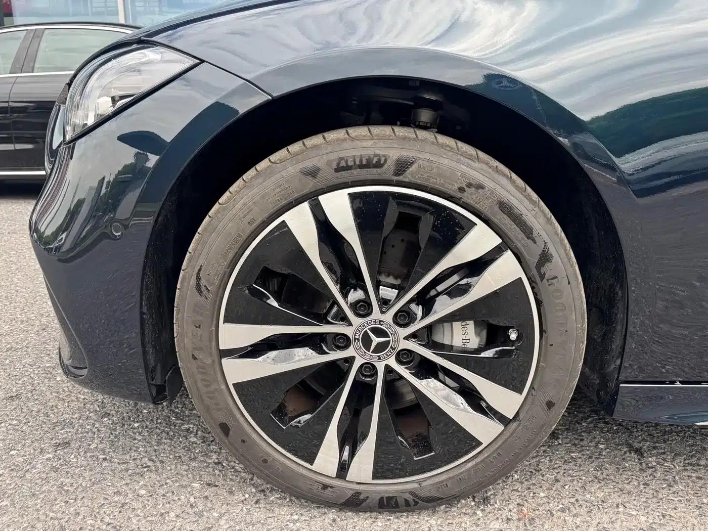 Mercedes-Benz C-Class PHEV 2025 C 350 eL — миниатюра 8