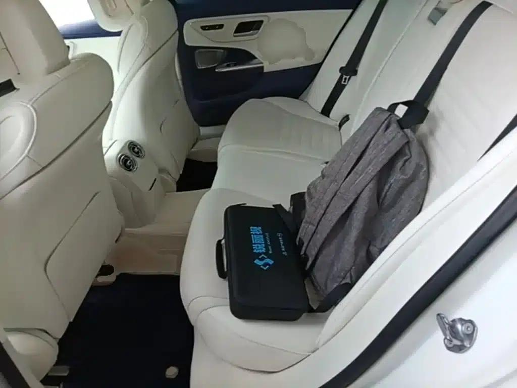 Mercedes-Benz C-Class PHEV 2023 Facelift C 350 eL — миниатюра 17