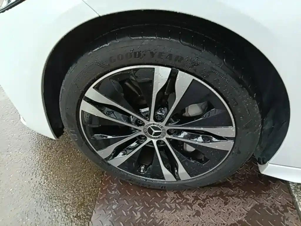 Mercedes-Benz C-Class PHEV 2023 Facelift C 350 eL — миниатюра 23
