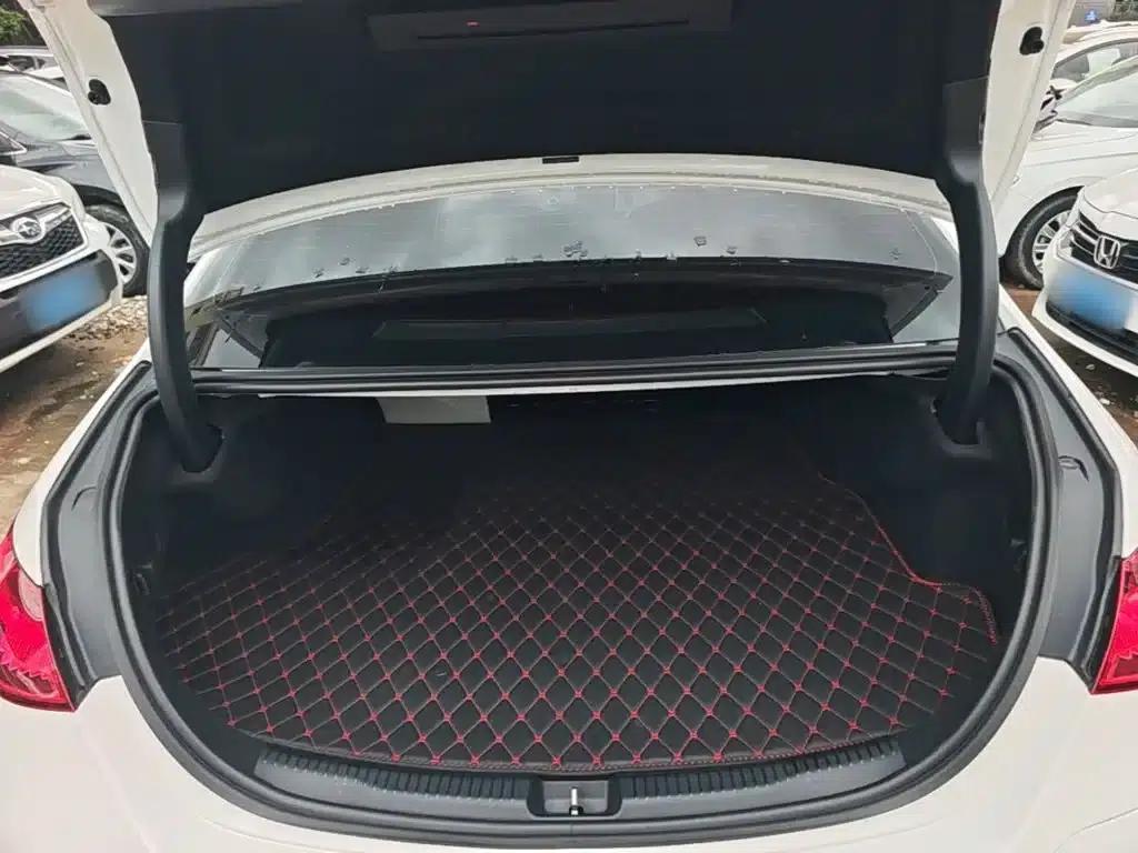 Mercedes-Benz C-Class PHEV 2024 Facelift C 350 eL — миниатюра 19