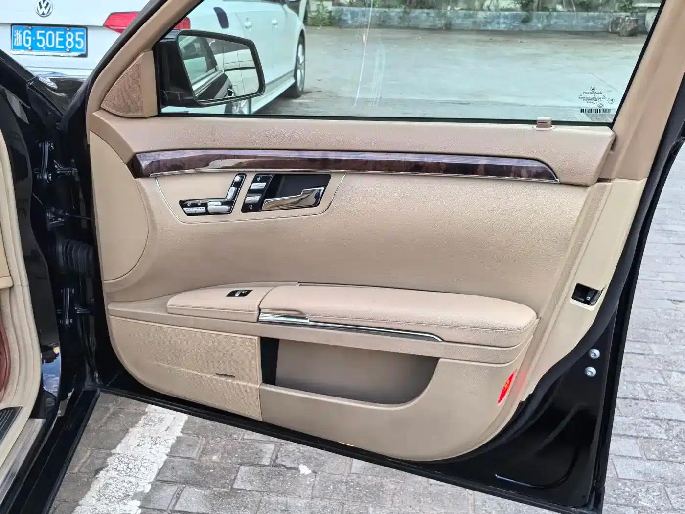 Mercedes-Benz S-Class 2010 S 350 L Luxury — миниатюра 26