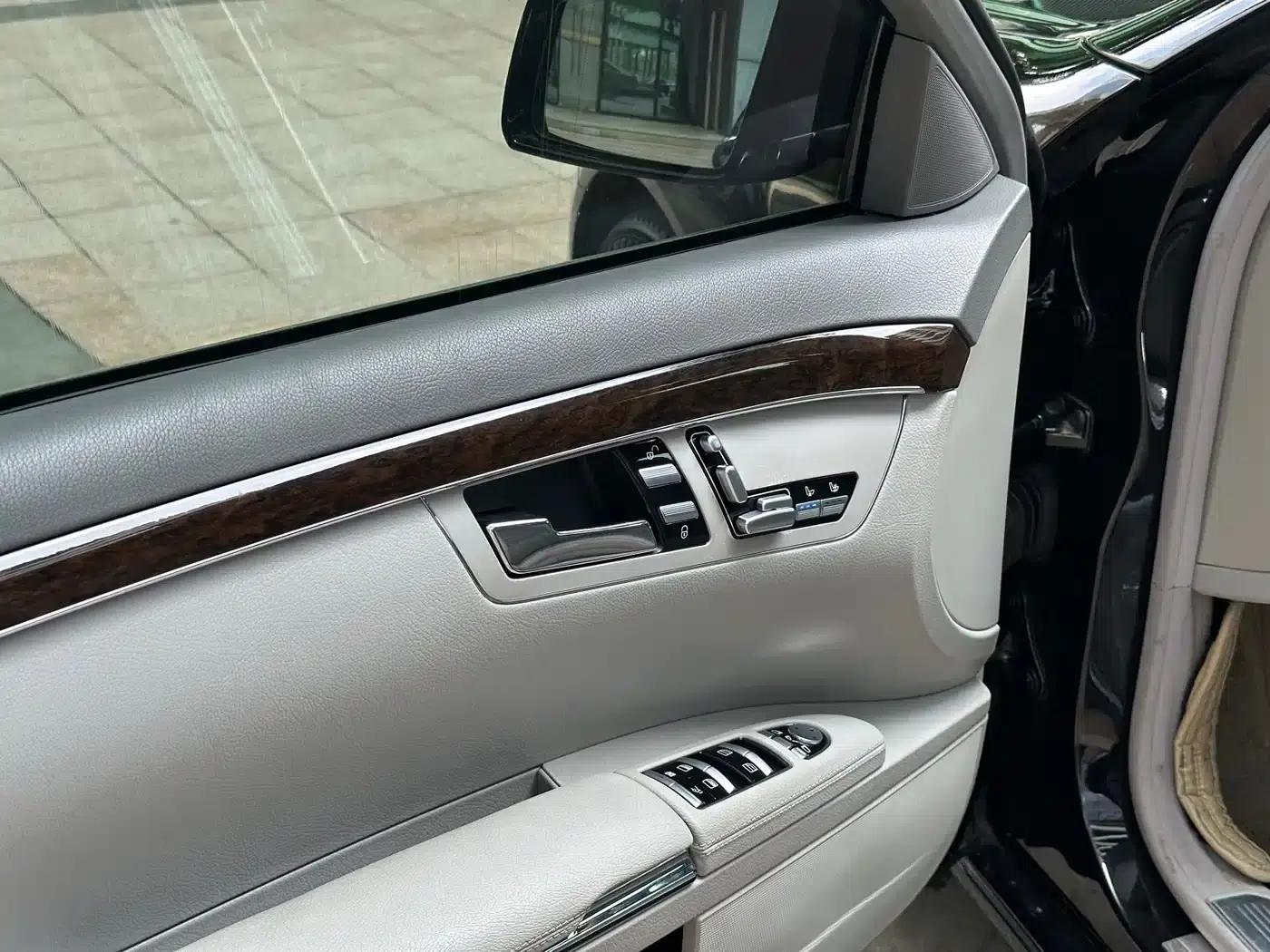 Mercedes-Benz S-Class 2010 S 300 L Luxury — миниатюра 11