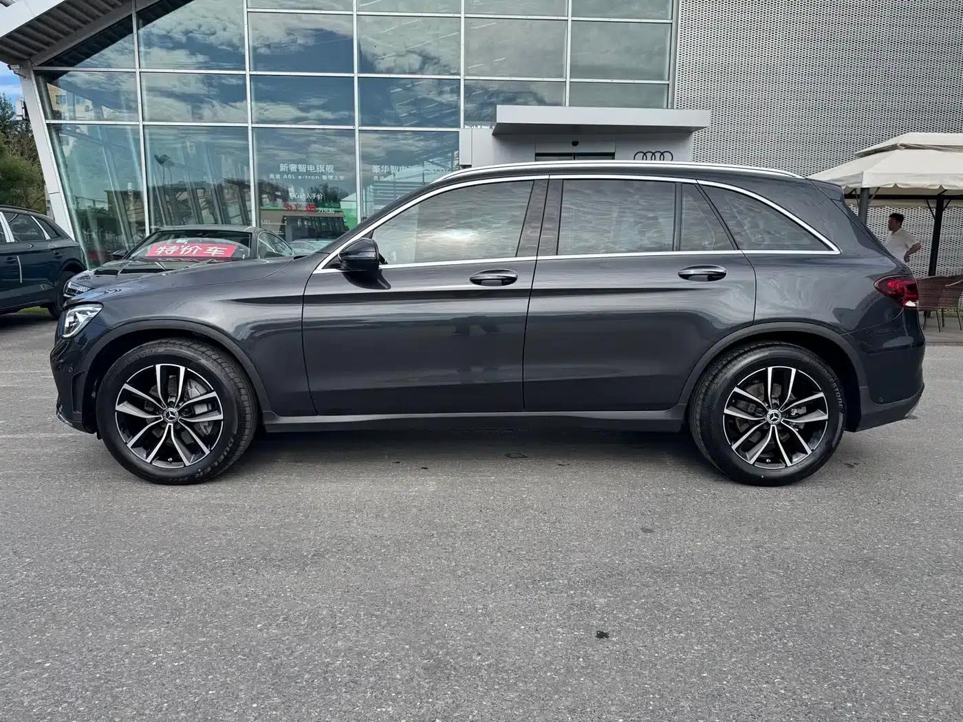 2022 Mercedes-Benz GLC Facelift: GLC 260 L 4MATIC Luxury — миниатюра 4