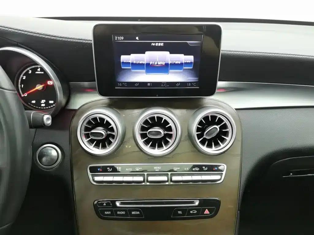 2016 Mercedes-Benz GLC 300 4MATIC Dynamic — миниатюра 12