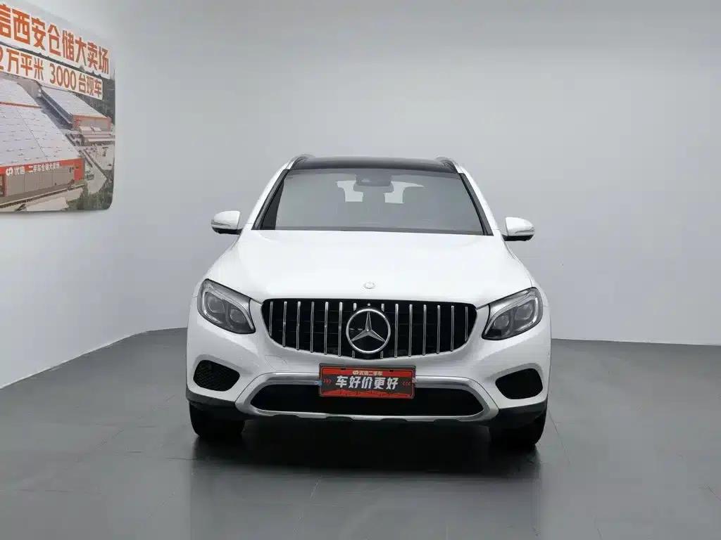 2016 Mercedes-Benz GLC 300 4MATIC Dynamic — миниатюра 3