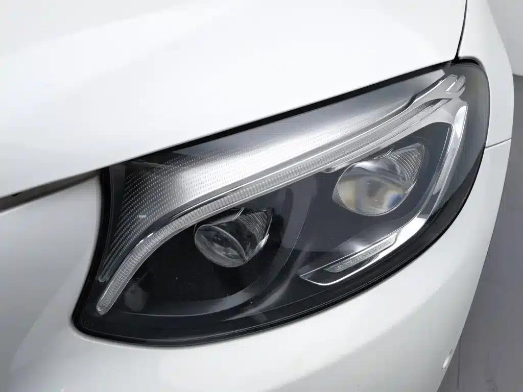 2016 Mercedes-Benz GLC 300 4MATIC Dynamic — миниатюра 7