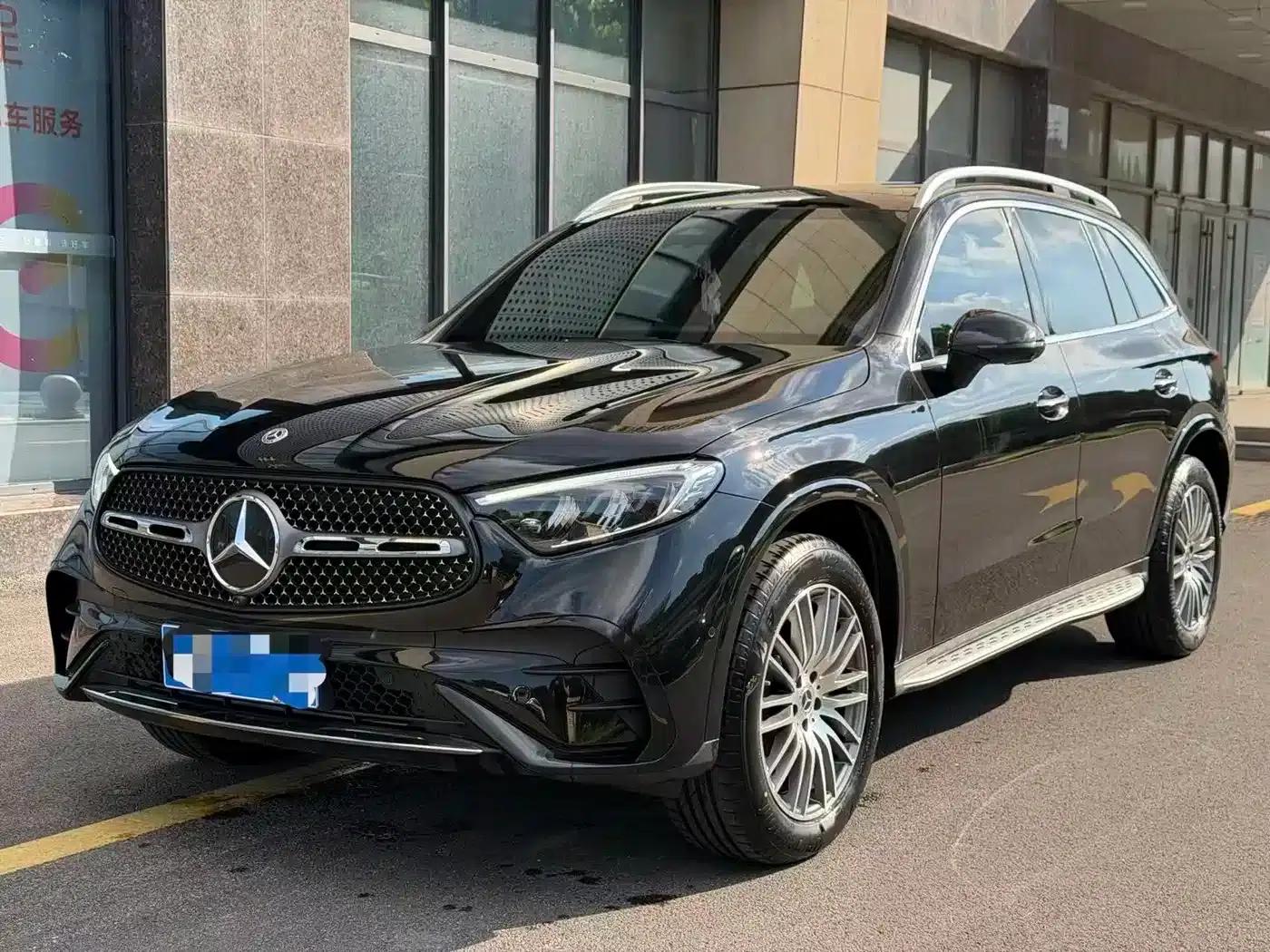 2024 Mercedes-Benz GLC 300 L 4MATIC Dynamic 5-seater — миниатюра 1